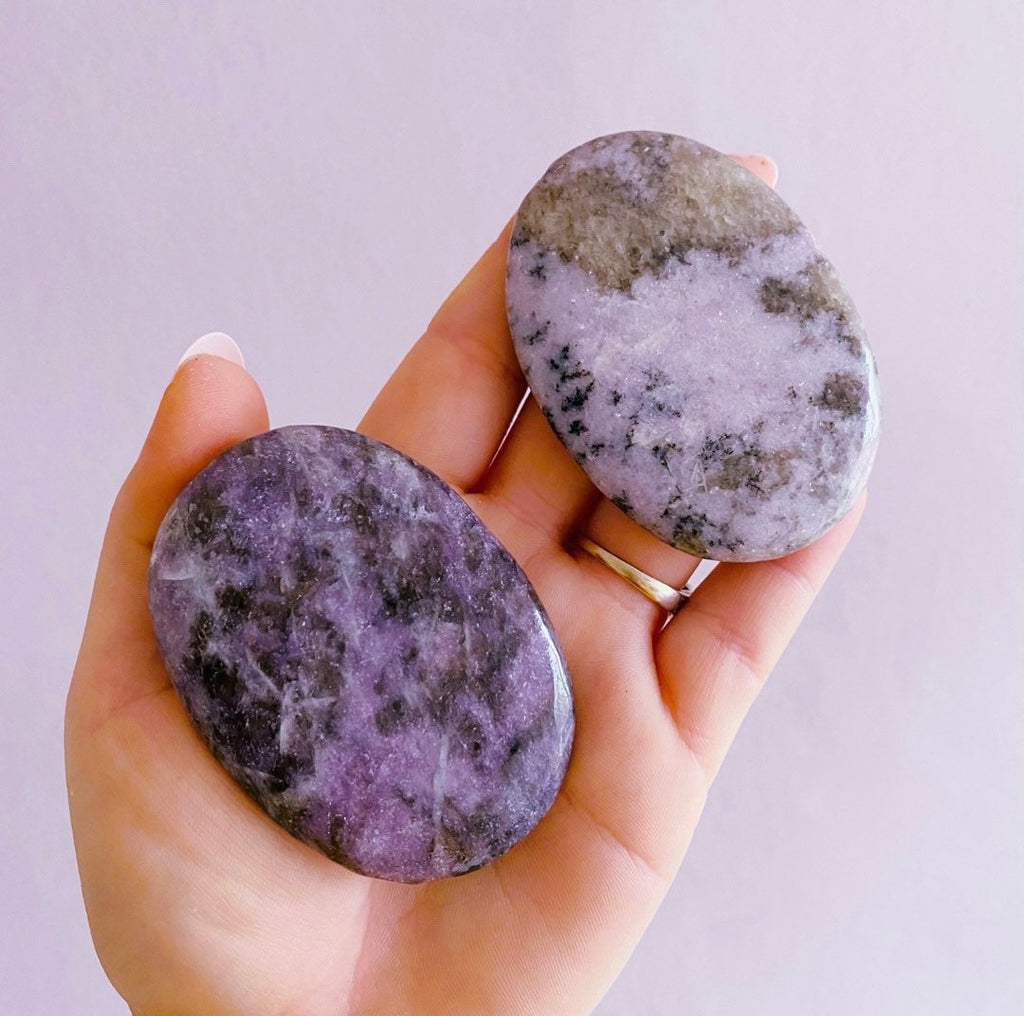 Sparkly Lepidolite Mica Crystal Palm Flat Stones / Mood Stabiliser, Increases Tranquility & Calmness During Stress / Helps Reduce Anxiety