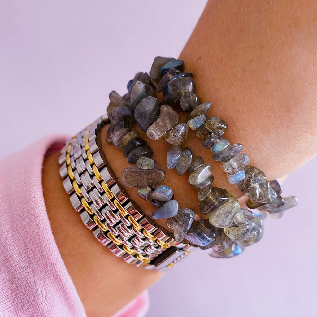 Flashy Labradorite Grade A Crystal Chip Bracelets / Helps Transformation & Change, Inspires You To Achieve Your Dreams / Uplifts Your Mood