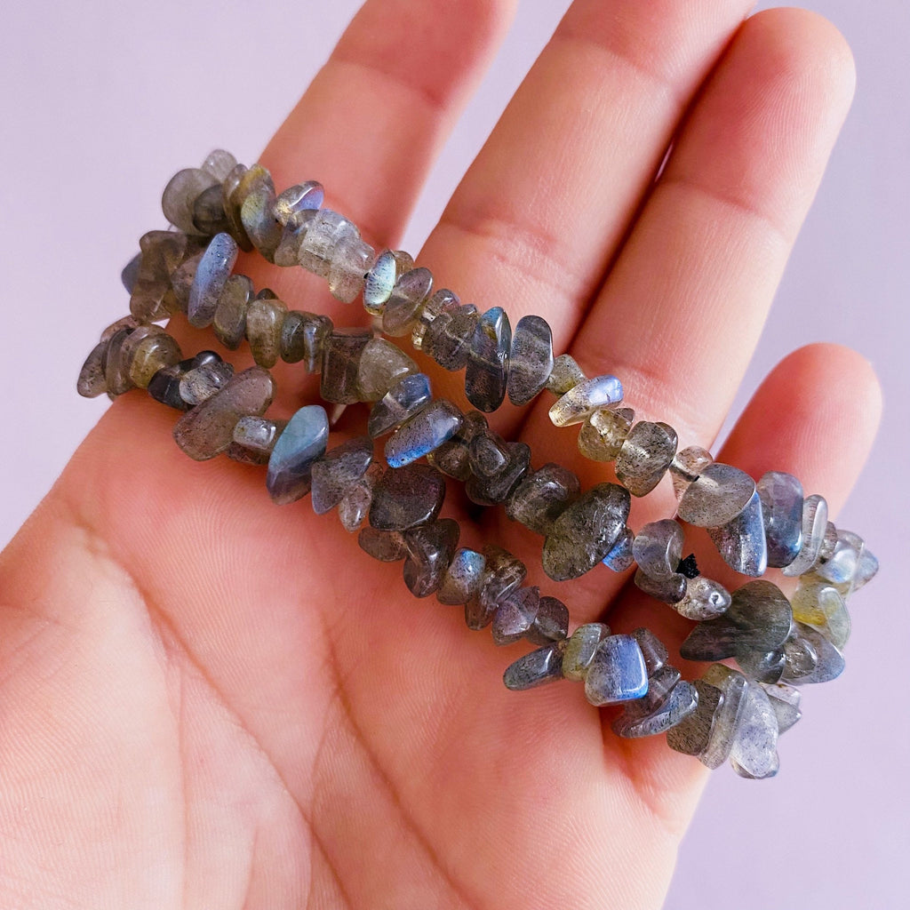 Flashy Labradorite Grade A Crystal Chip Bracelets / Helps Transformation & Change, Inspires You To Achieve Your Dreams / Uplifts Your Mood