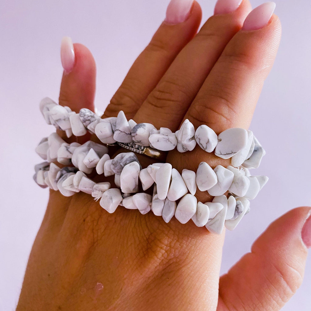 White Howlite Crystal Chip Bracelets / Helps Insomnia / Alleviates Stress, Anxiety, Pain & Rage / Helps Osteoporosis / Encourages Expression