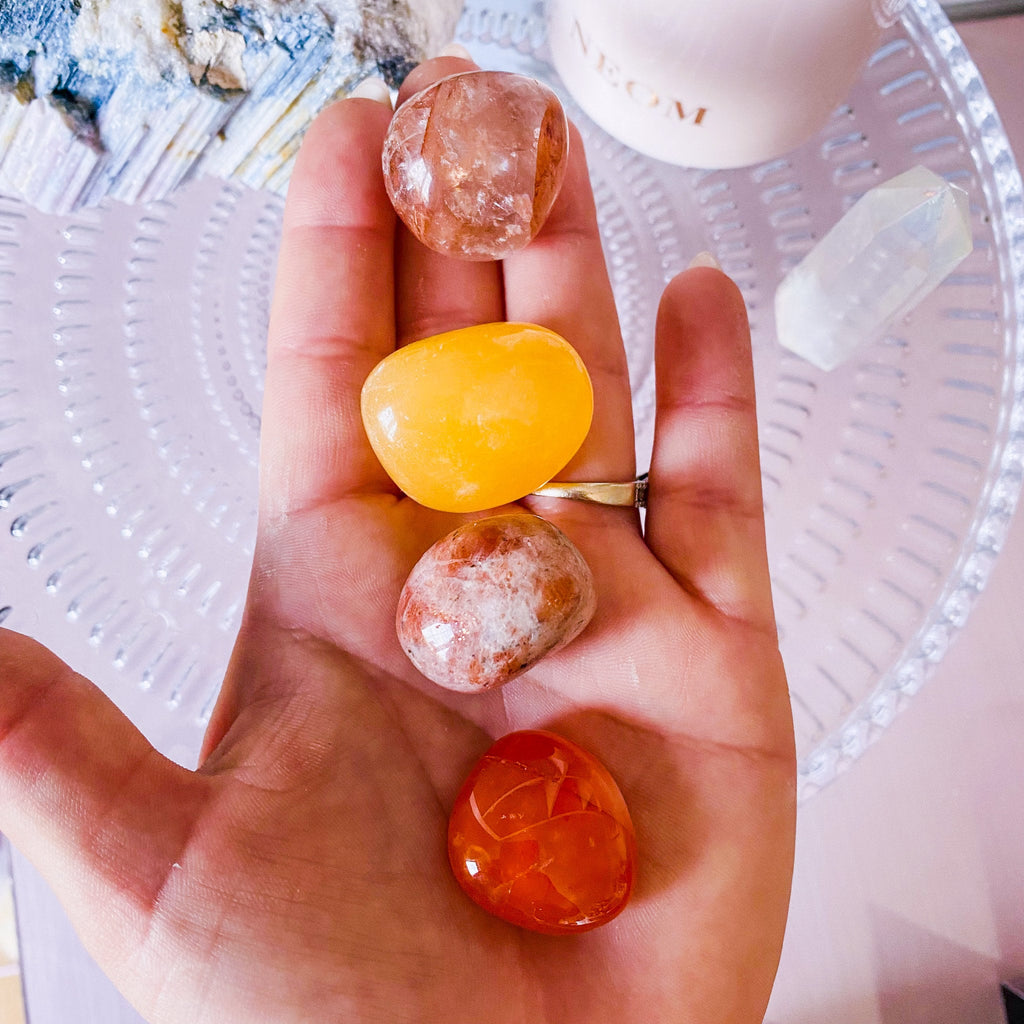 Sacral Chakra Crystal Gift Set / Balance Yourself, Heal Deep Emotional Wounds / Balance & Align Sacral Chakra / Chakra + Crystal Healing