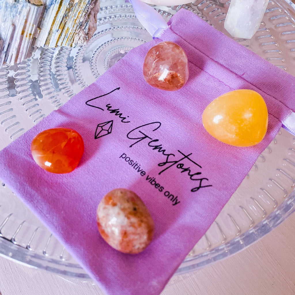 Sacral Chakra Crystal Gift Set / Balance Yourself, Heal Deep Emotional Wounds / Balance & Align Sacral Chakra / Chakra + Crystal Healing